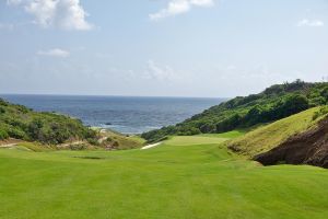 Cabot Saint Lucia (Point Hardy) 5th Approach